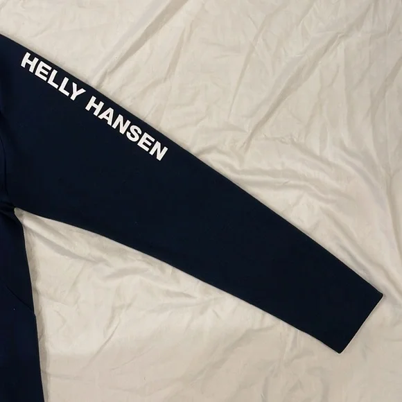 ✨ NEW LISTING ✨Men’s Helly Hansen lightweight zip up - Picture 5 of 10